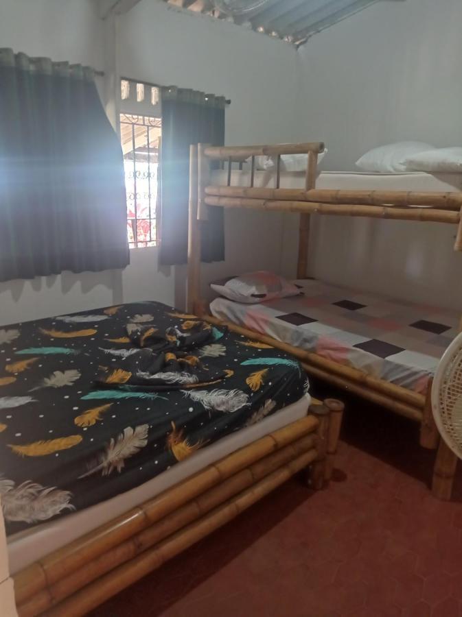 Los Cocos Hostal Bazan Екстер'єр фото