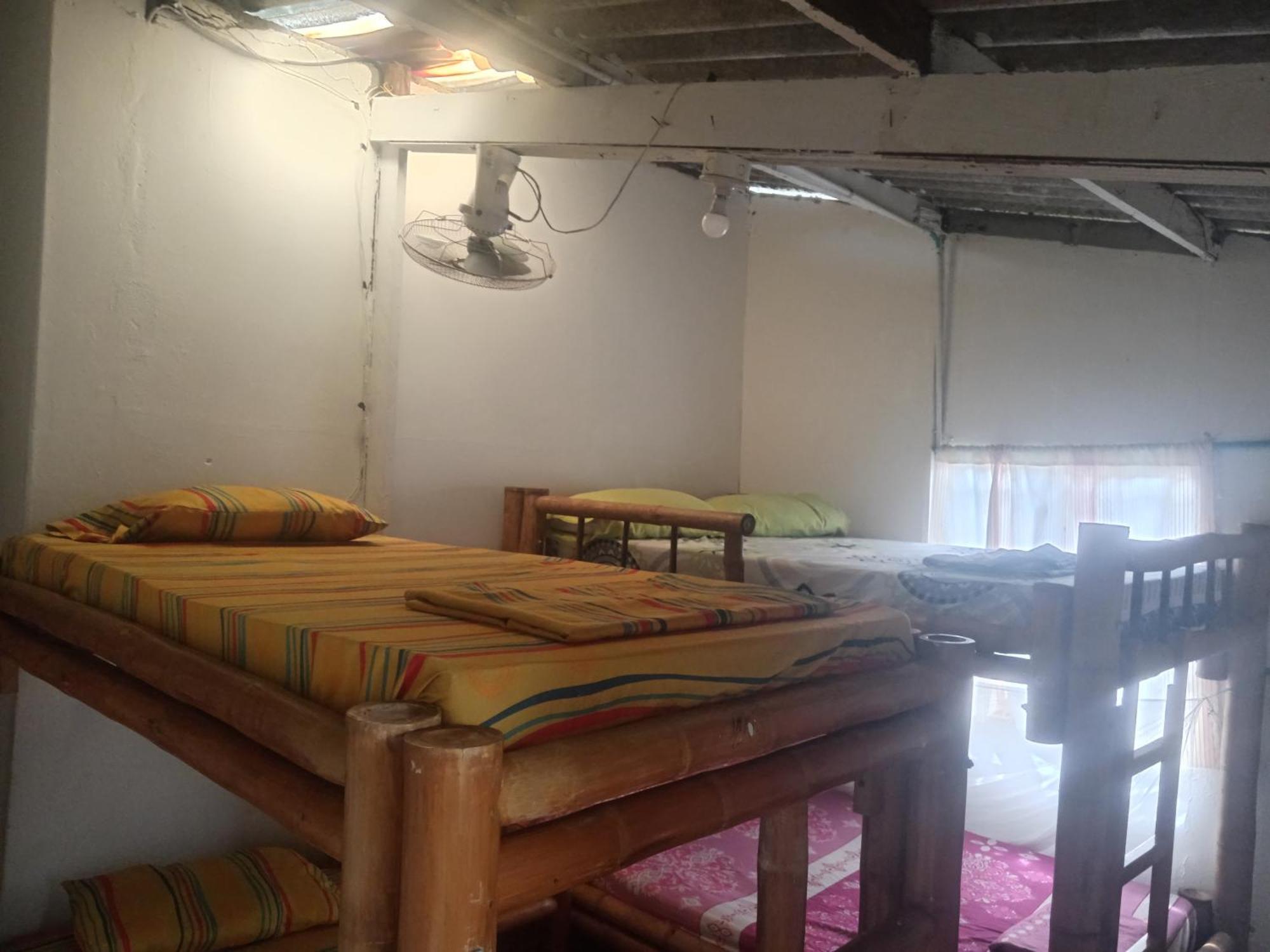 Los Cocos Hostal Bazan Екстер'єр фото