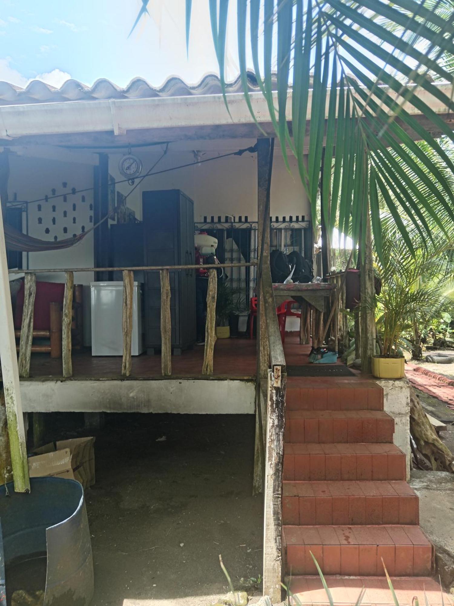 Los Cocos Hostal Bazan Екстер'єр фото